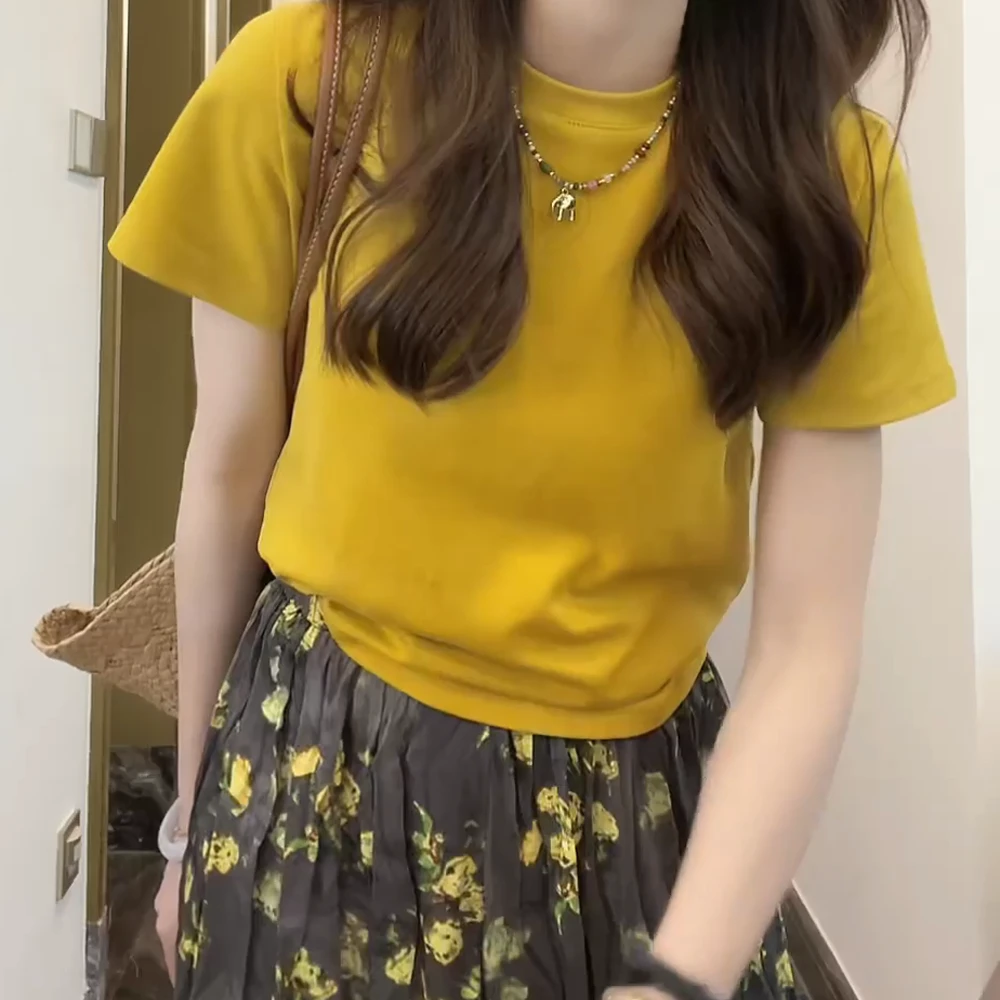 【百搭纯色T恤】夏季时尚百搭通勤风多巴胺纯色T恤