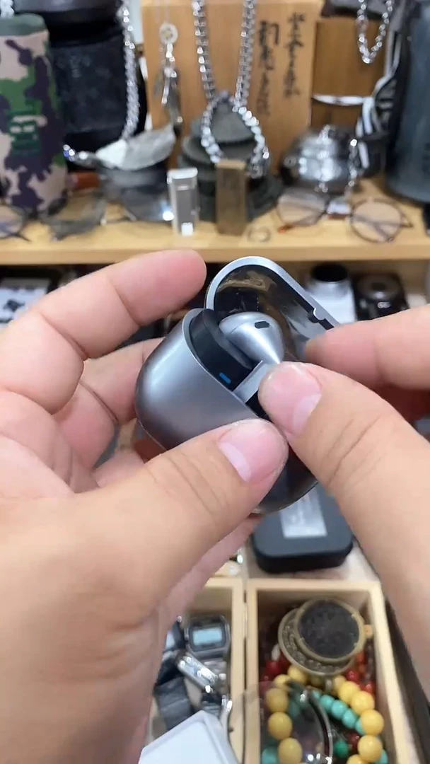瓷片闪购商品  如图所示