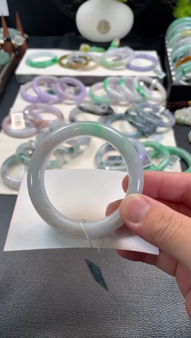 颈饰未镶嵌翡翠49号链接54圈口有纹裂