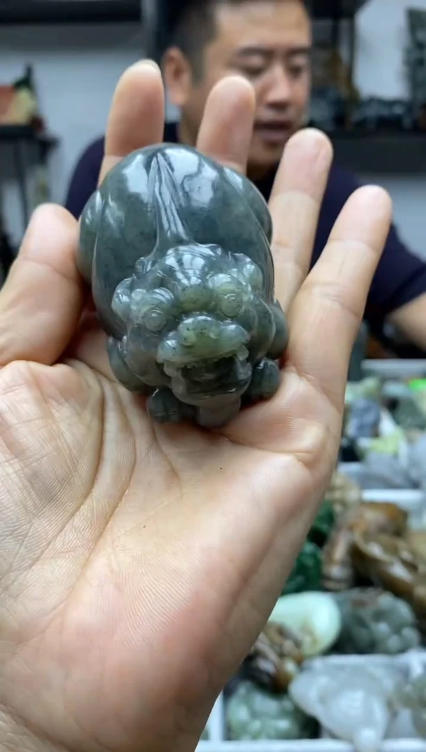未镶嵌和田玉把件1