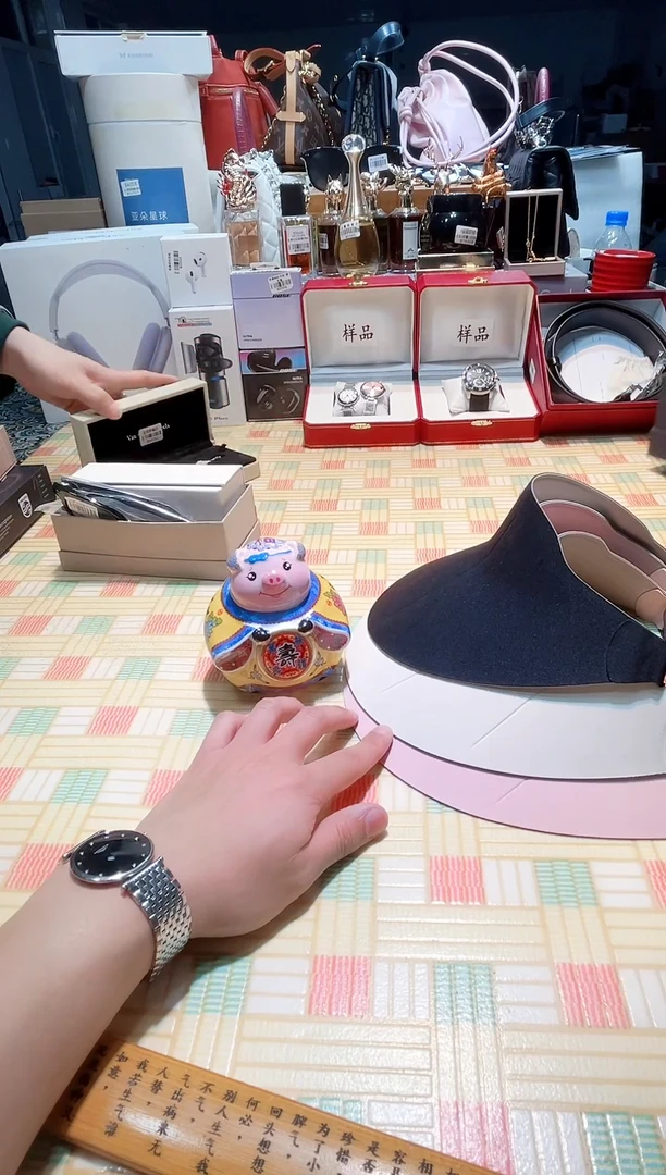 瓷片瓷器 库房到期 全部地板价@@1