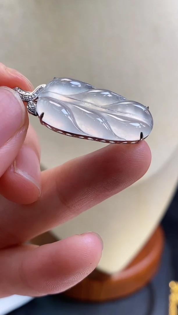 翡翠18K金镶嵌吊坠(不含链)翡翠