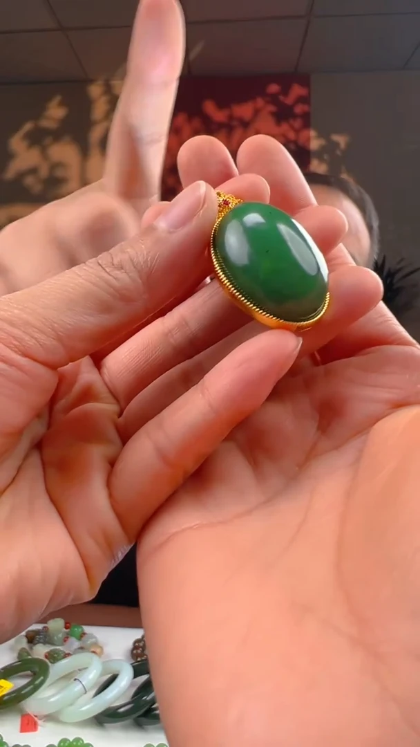 颈饰未镶嵌和田玉a28