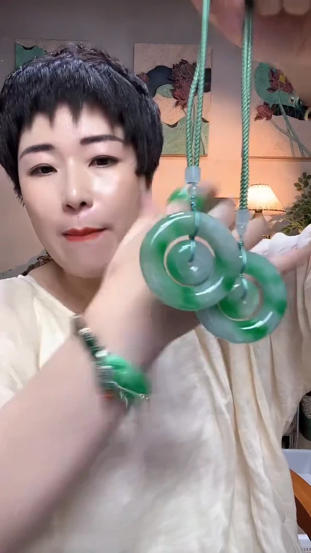 吊坠(赠链)合金翡翠611