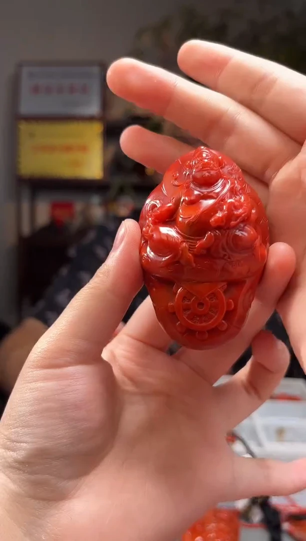 南红玛瑙未镶嵌颈饰吊坠