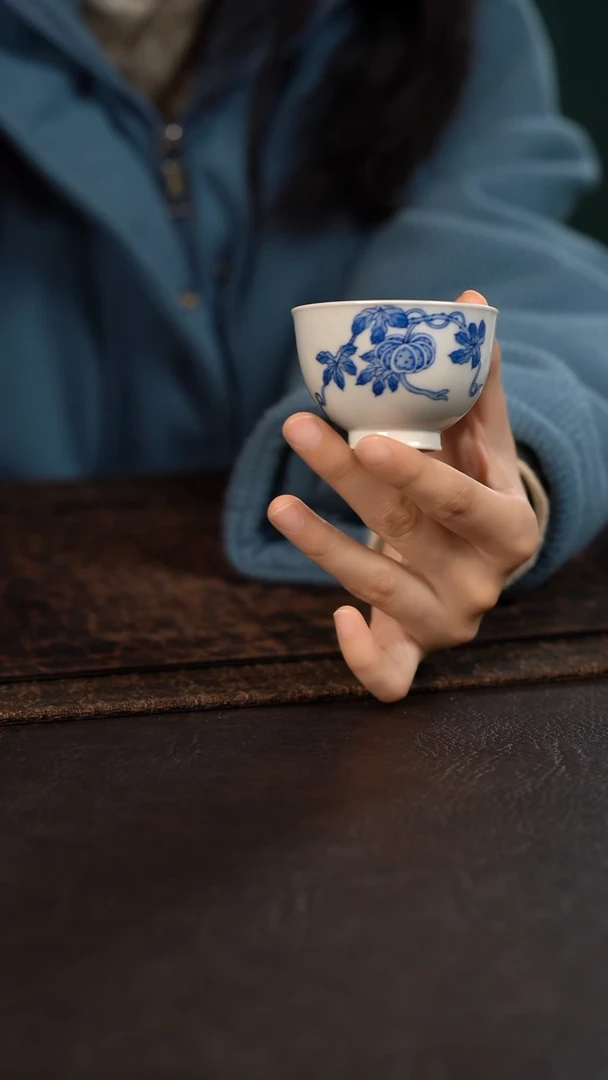 【闪购商品】杯HLX陶瓷折枝南瓜小鸡心杯 随机