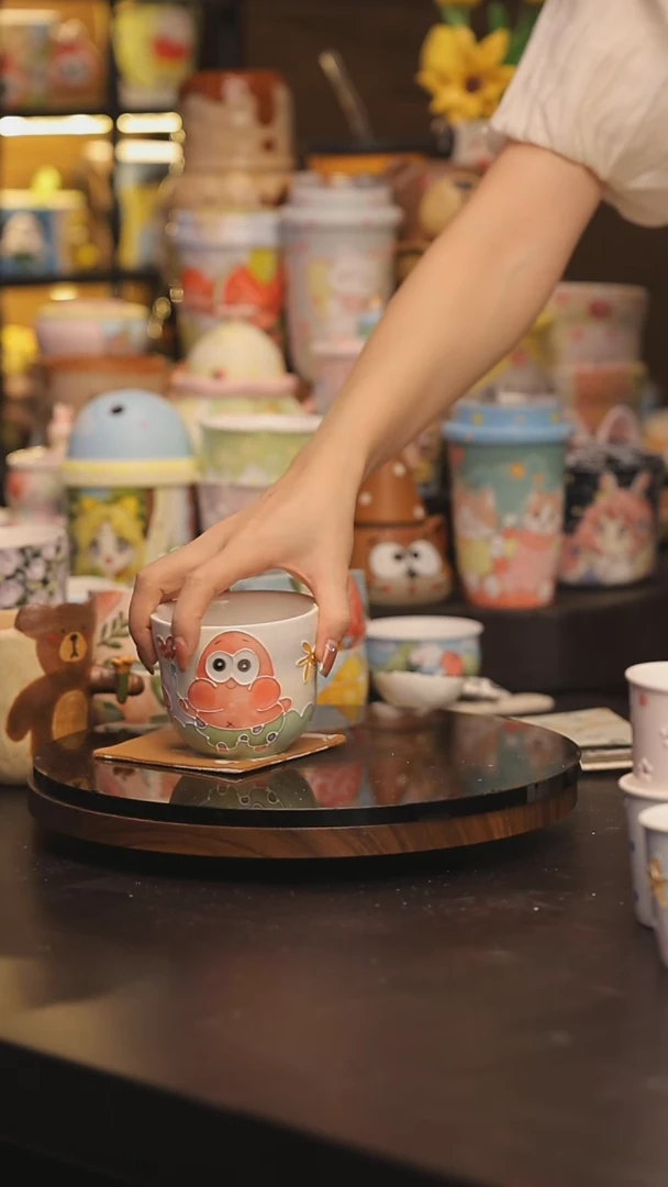 景德镇釉下彩绘设计师款式陶瓷