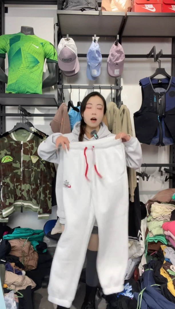 1613闪购编码 Nike/Jordan运动卫衣裤以直播间过款为准 尺码M