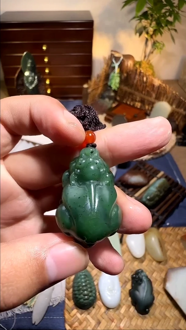 颈饰未镶嵌和田玉5