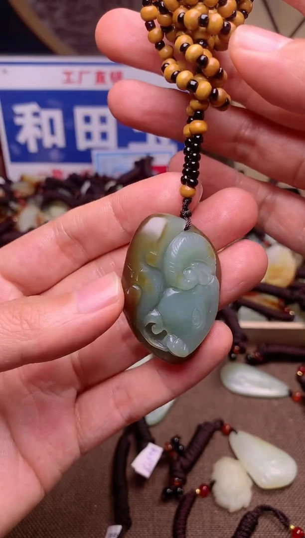 【闪购商品】和田玉颈饰未镶嵌1