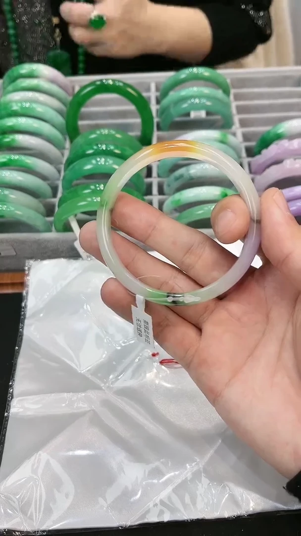 【闪购商品】砖雕s67 福禄寿手镯 圈口62.3