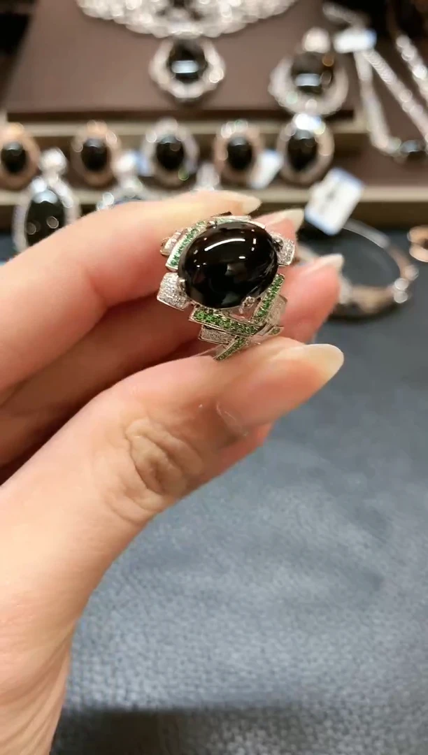 【闪购商品】翡翠戒指18K金镶嵌b95不退换