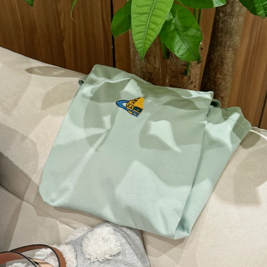 CAICAI-【夏日】新款手工刺绣清新情侣款T恤