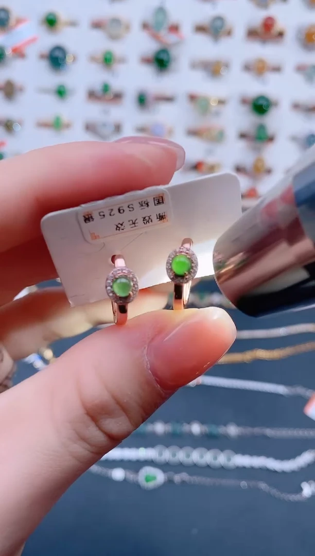 翡翠银S925镶嵌耳饰天然翡翠