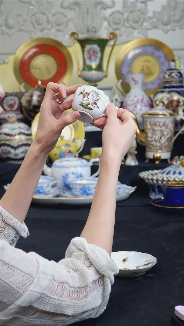 骨瓷婷婷中古器物如图所示91