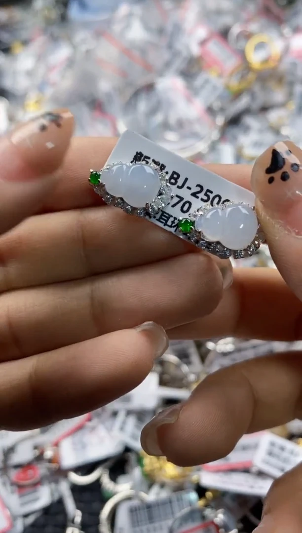 银S925镶嵌戒指翡翠6666   9