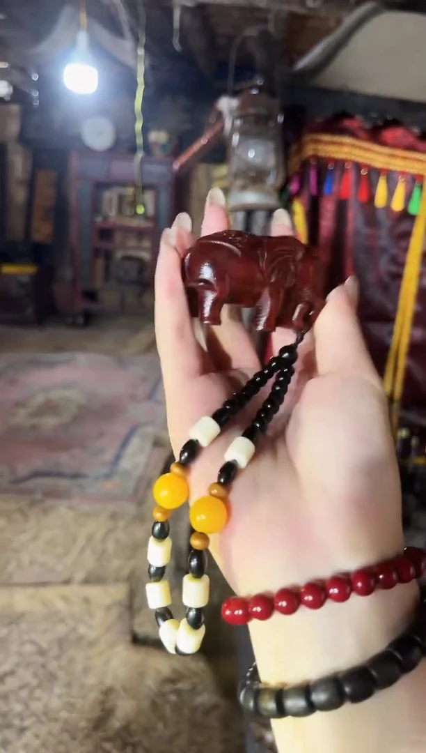 檀香紫檀（小叶紫檀）2悦悦悦悦悦悦悦悦