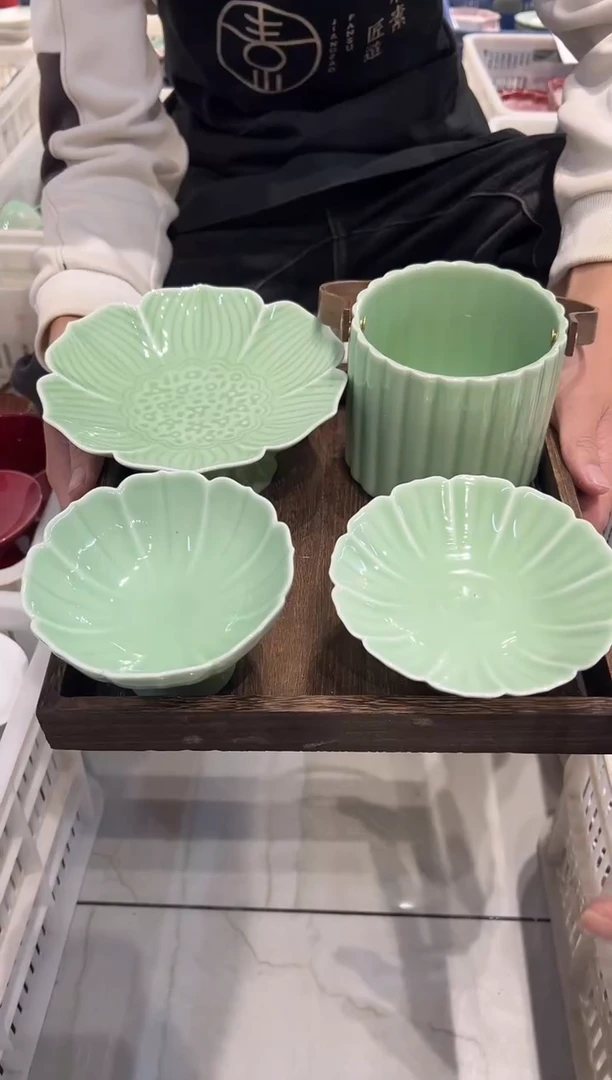 盘陶微瑕商品 介意勿拍 带托盘