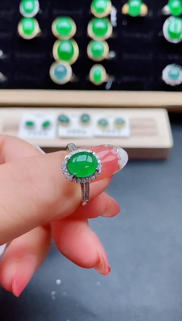 【闪购商品】翡翠戒指银S925镶嵌850805