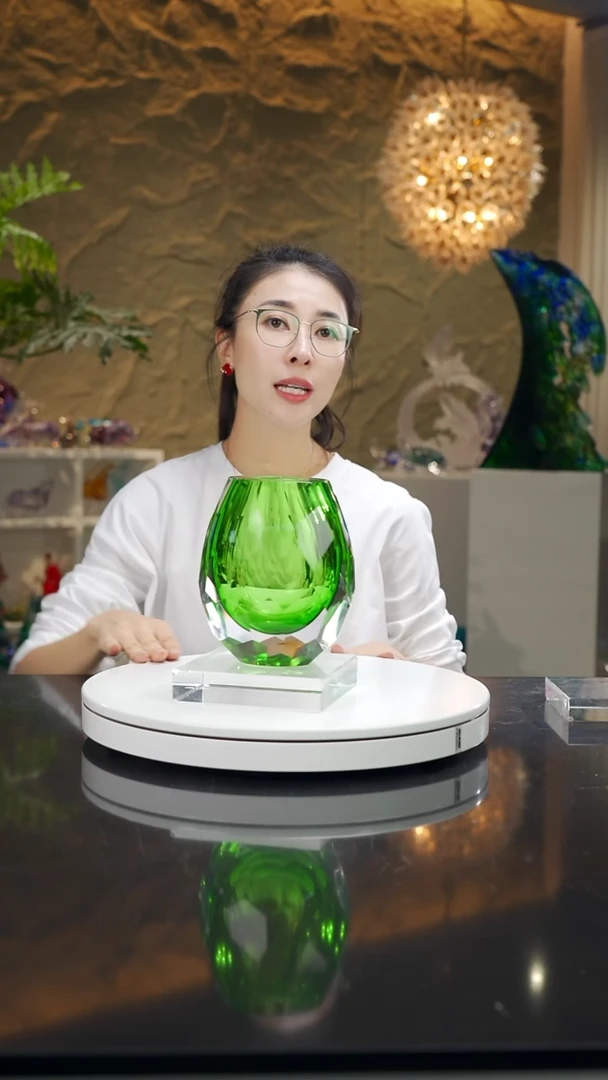 福利祖母绿切面香薰瓶