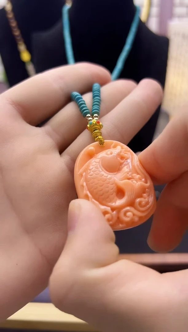 【闪购商品】玛瑙/玉髓颈饰14K金镶嵌D307