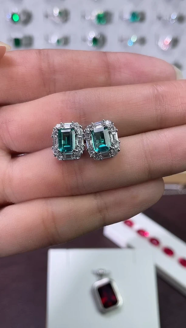合金合成钻石耳饰帕拉伊巴耳钉
