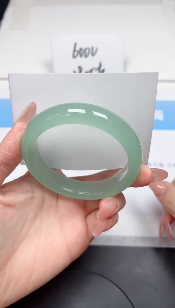 【闪购商品】石英质玉手镯未镶嵌53-59