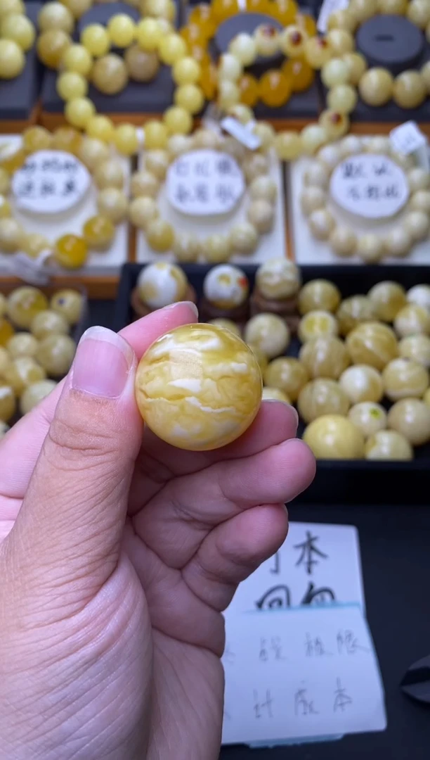 裸石琥珀未镶嵌 大小姐珠宝严选91