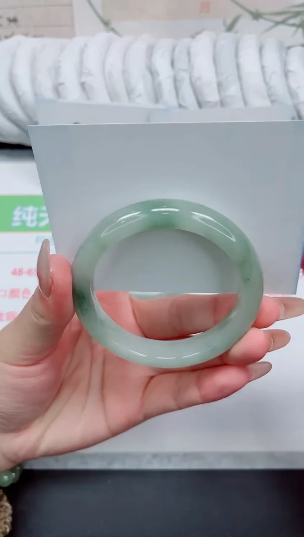 【闪购商品】石英质玉手镯未镶嵌37-56