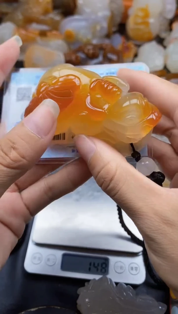 未镶嵌1玛瑙/玉髓建**饰ll