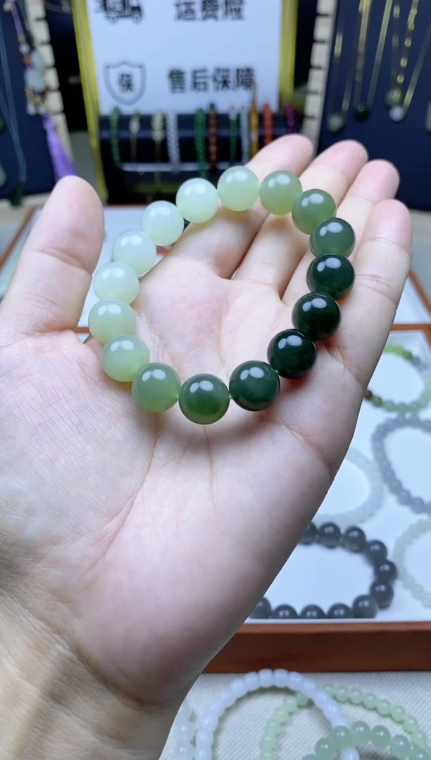 未镶嵌手链和田玉31