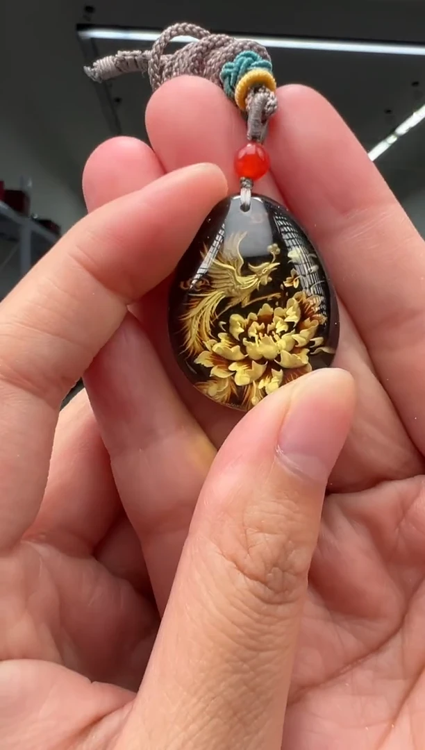 未镶嵌颈饰琥珀凤凰多样性拍一发一