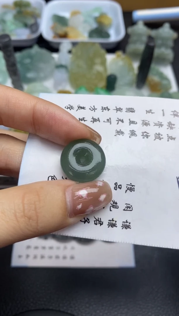 未镶嵌定制翡翠翡翠毛货~