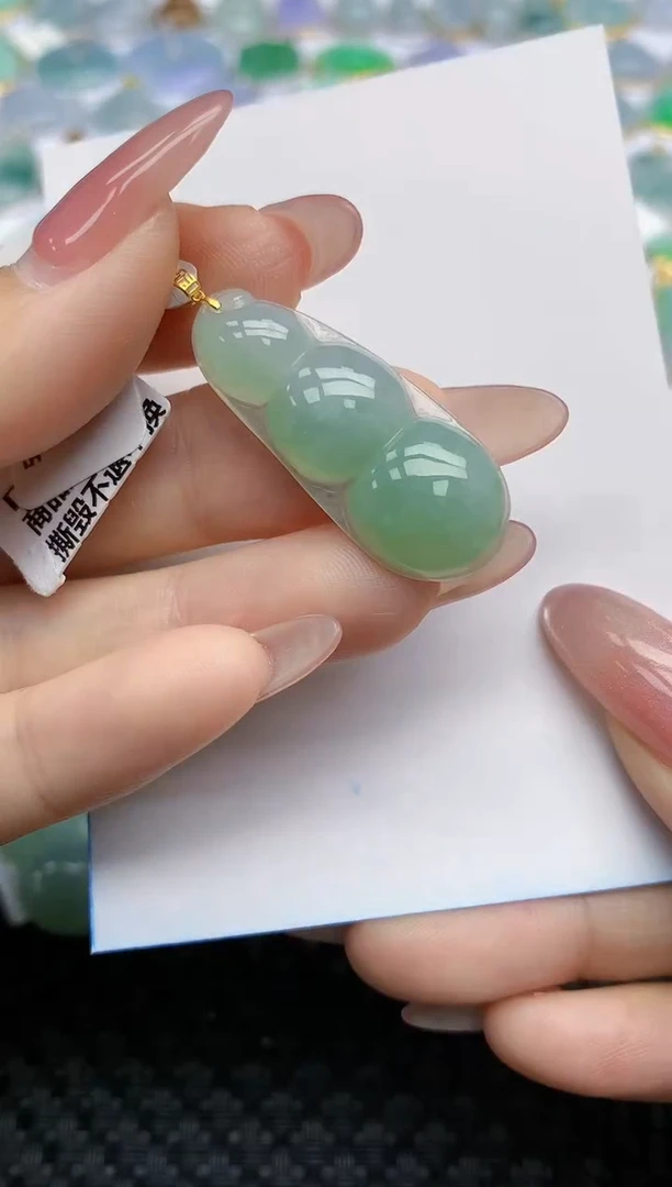 【闪购商品】翡翠挂件18K金镶嵌天然翡翠A货