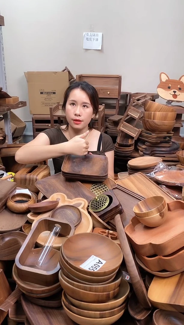 木  南美胡桃木正方盘20*20*2cm  整木