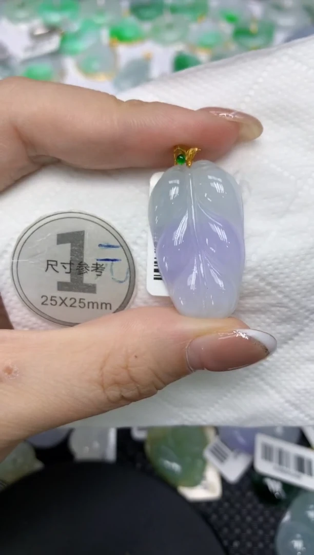 颈饰18K金镶嵌翡翠11111111