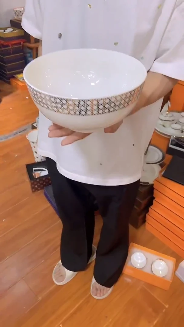 杯鸿辉家品牌瓷器，京东包邮！