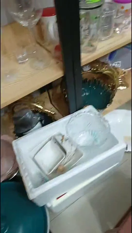 陶瓷浮雕盖杯朱点杯3个