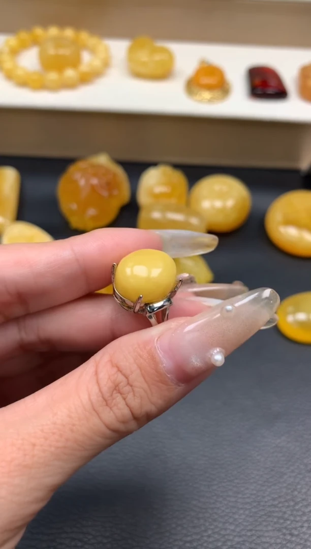 琥珀吊坠(不含链)银S925镶嵌琥珀蜜蜡