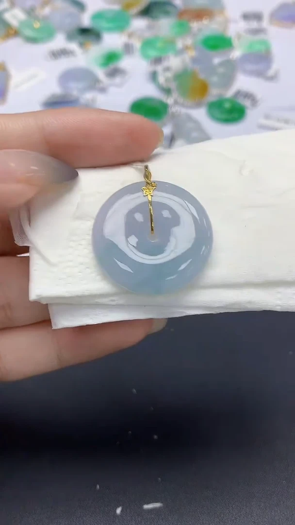 翡翠18K金镶嵌颈饰天然缅甸a货翡翠