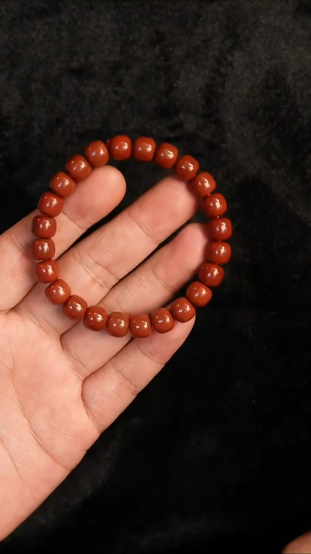 未镶嵌手串南红玛瑙9+牛血红老型