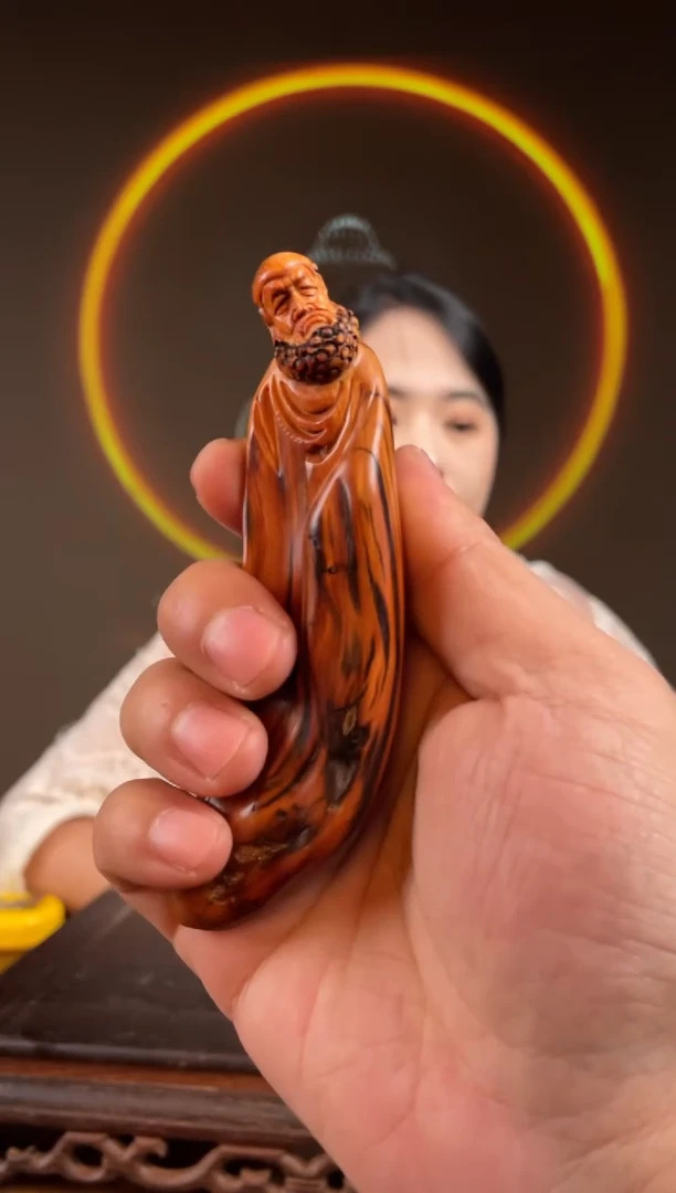 柏木（崖柏）手工摆件,先抢先得! 编号:184