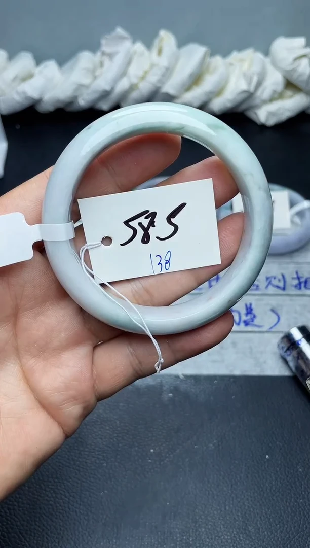未镶嵌手镯翡翠138