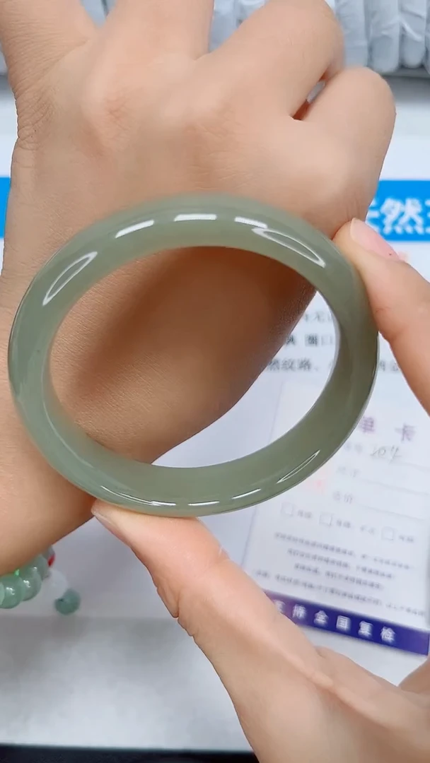 未镶嵌手镯石英质玉204-56