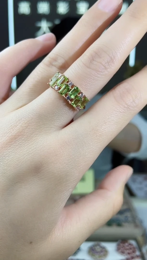 【闪购商品】橄榄石手饰银S925镶嵌手饰