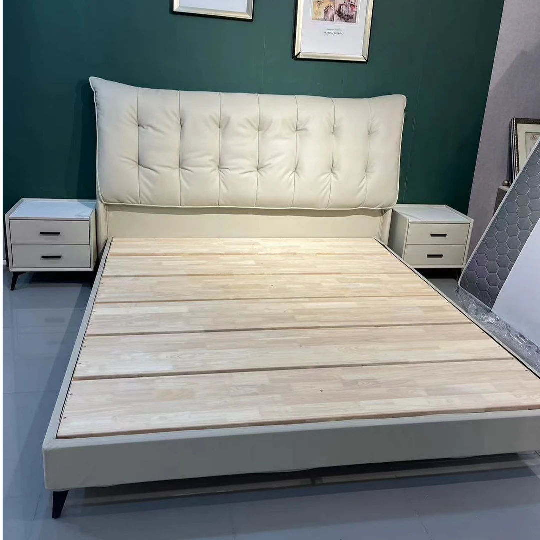 2024新款软包实木主卧落地生态皮免安装靠背一体轻奢简约北欧主卧