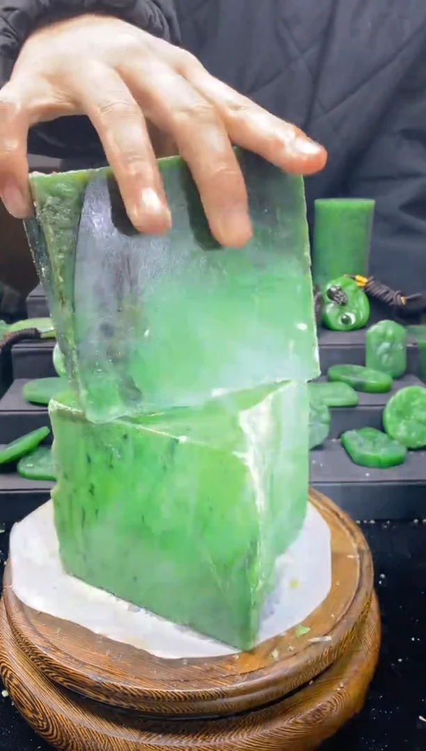 未镶嵌和田玉珠宝半成品1