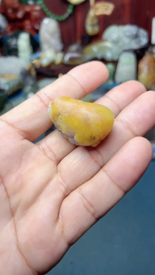 未镶嵌和田玉挂件-