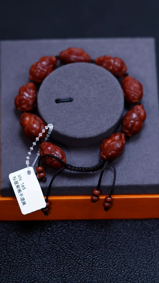 吊坠橄榄核怎**！橄榄核