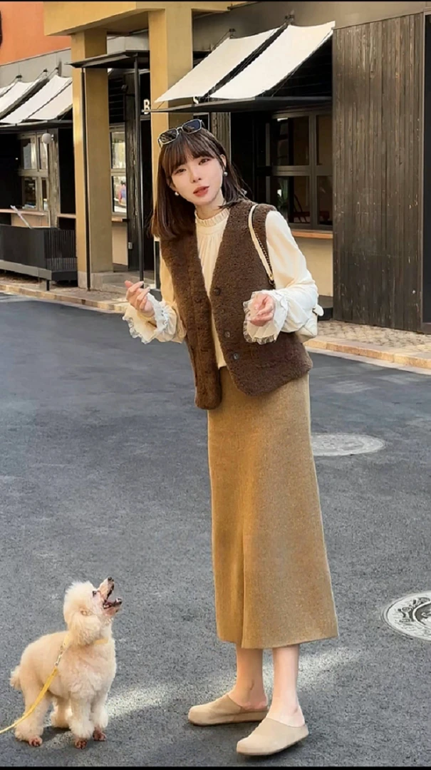 Nana-原创设计 新款时尚百搭深V领羊毛马甲#NN5920